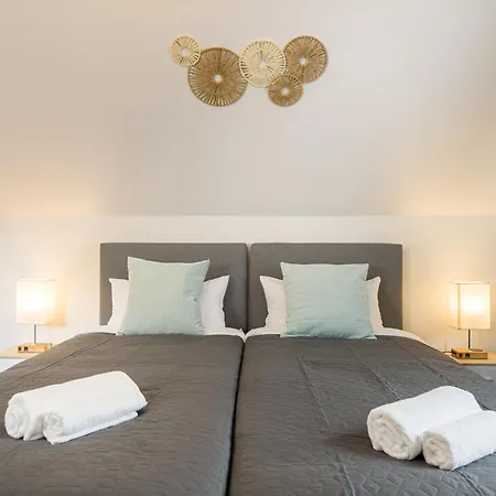 Immostay M#6 Maisonette- Apartment, Wifi & Parken, Parkanlage, 4k Tv