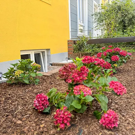 Immostay M#6 Maisonette- Apartment, Wifi & Parken, Parkanlage, 4k Tv Bremen