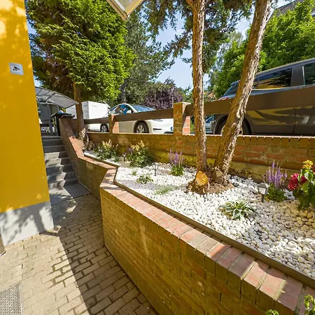 Apartment Immostay M#6 Maisonette- Apartment, Wifi & Parken, Parkanlage, 4k Tv Bremen