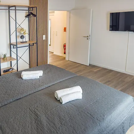 Immostay M#6 Maisonette- Apartment, Wifi & Parken, Parkanlage, 4k Tv * Bremen
