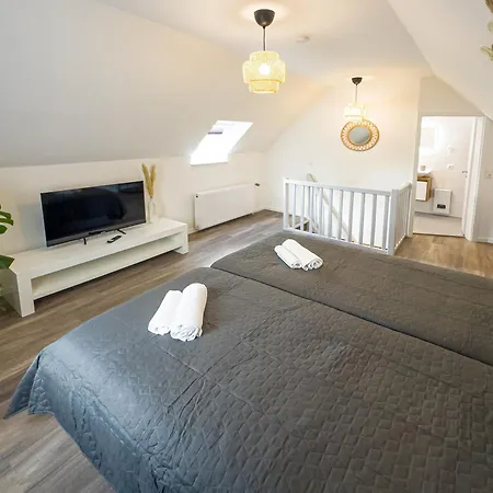 Immostay M#6 Maisonette- Apartment, Wifi & Parken, Parkanlage, 4k Tv Apartment