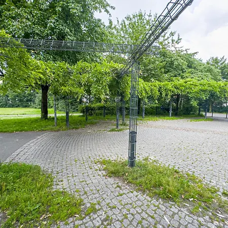 Immostay M#6 Maisonette- Apartment, Wifi & Parken, Parkanlage, 4k Tv Apartamento Brema