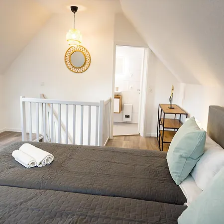 Immostay M#6 Maisonette- Apartment, Wifi & Parken, Parkanlage, 4k Tv شقة بريمين
