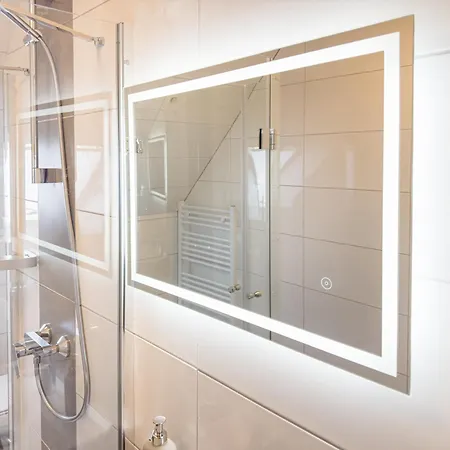 شقة Immostay M#6 Maisonette- Apartment, Wifi & Parken, Parkanlage, 4k Tv *