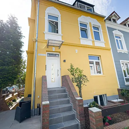 Immostay M#6 Maisonette- Apartment, Wifi & Parken, Parkanlage, 4k Tv * بريمين